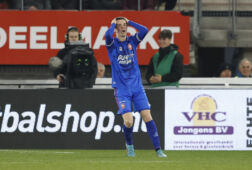 Daan Rots baalt dat zijn doelpunt tegen AZ wordt afgekeurd