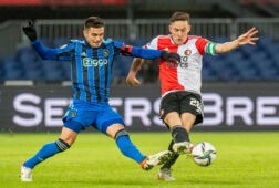Dusan Tadic en Jens Toorsntra tijdens Feyenoord Ajax