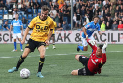 Dylan Vente in actie voor Roda JC