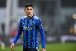 Edson Álvarez in het uitshirt