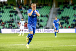 Jesper Karlsson na zijn doelpunt tegen FC Groningen