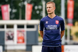 Joran Pot op de eerste training van FC Twente
