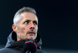 Kees van Wonderen voor de microfoon van ESPN