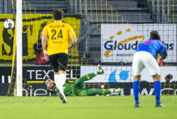Nick Olij pakt de penalty