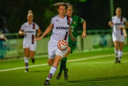 Maudy Stoop in actie namens VV Alkmaar