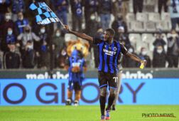 Clinton Mata viert de zege van Club Brugge op Cercle