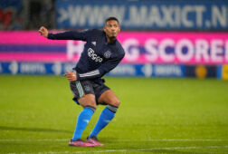 Sebastien Haller tijdens de warming up