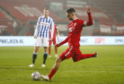 Ricky van Wolfswinkel scoort vanaf de penaltystip