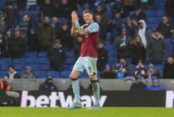 Wout Weghorst in het shirt van Burnley FC