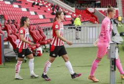 Aniek nouwen psv philips stadion 60a0b6e67e186