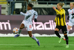 Lineth Beerensteyn tijdens het uitduel met BK Häcken