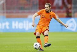 Daley Blind in actie bij Oranje