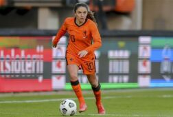 Danielle van de donk oranjeleeuwinnen 60770cbb96942