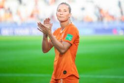 Desiree van Lunteren bij de OranjeLeeuwinnen