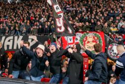 Supporters van FC Twente zijn uitzinnig