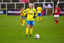 Inessa Kaagman in actie namens Brighton & Hove Albion