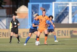 Jill roord oranjeleeuwinnen 60c307e926a76