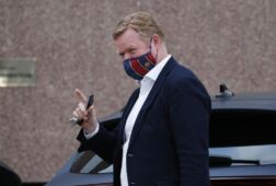 Koeman barca 60af889ad8fe2