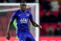 Bruno Martins Indi in het uittenue van AZ