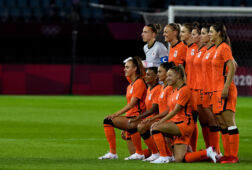 Op oranjeleeuwinnen team 60f82a904d379