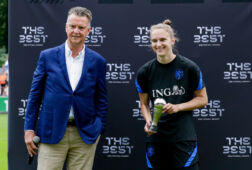 Op vivianne miedema louis van gaal 60e18ff308f18