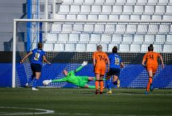 Penalty italie oranjeleeuwinnen 60c2420b28c68