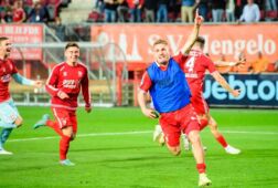 Michal Sadilek juicht voor Vak-P
