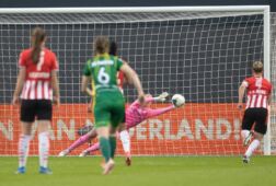 Sari van veenendaal penalty toto knvb beker 60bbccb82b767