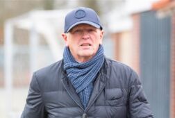 Jan Streuer met zijn Stone Island-pet
