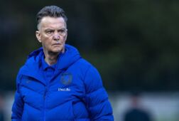Louis van Gaal lijkt boos