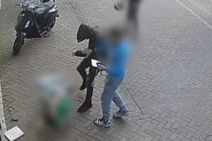 Feyenoorder in Amsterdam flink mishandeld