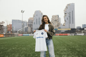 Eline Oudejans tekent bij HERA United