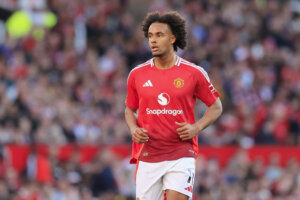 Joshua Zirkzee namens Manchester United