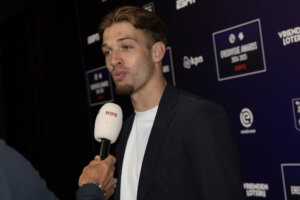 Luciano Valente in gesprek met de NOS