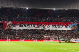 Supporters van Feyenoord in de Kuip
