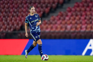 Isa Colin in actie namens Ajax