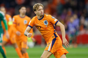 Luciano Valente in Oranje