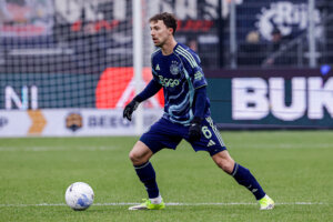 Youri Regeer aan de bal