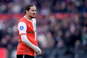 Anis Hadj Moussa kijkt moeilijk