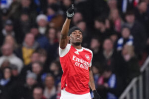 Noni Madueke viert zijn goal tegen Wigan Athletic