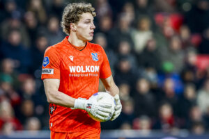 Bernt Klaverboer onder de lat tegen PSV