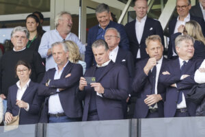 Lilian de Leeuw (links) met de Feyenoord-directie