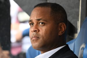 Patrick Kluivert baalt