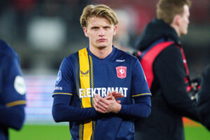 Sem Steijn kijkt 'hellig'