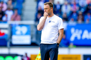 Robin Veldman tegen NEC