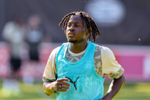 Johan Bakayoko op de eerste training van PSV