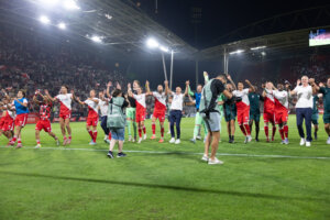 FC Utrecht viert feest na de zege op Servette FC