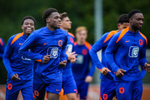 Isaac Babadi bij Jong Oranje