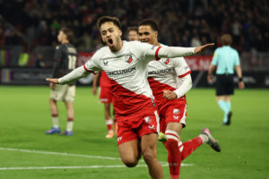 Souffian El Karouani juicht