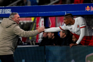 Ron Jans en Sébastien Haller